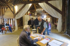 Little Bookham Tithe Barn - Welcoming Visitors